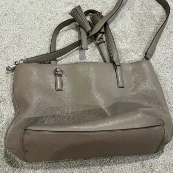 Tory Burch Thea Zip Closure Shoulder Strap Tote in French Gray Pebbled Leather - Picture 9 of 11